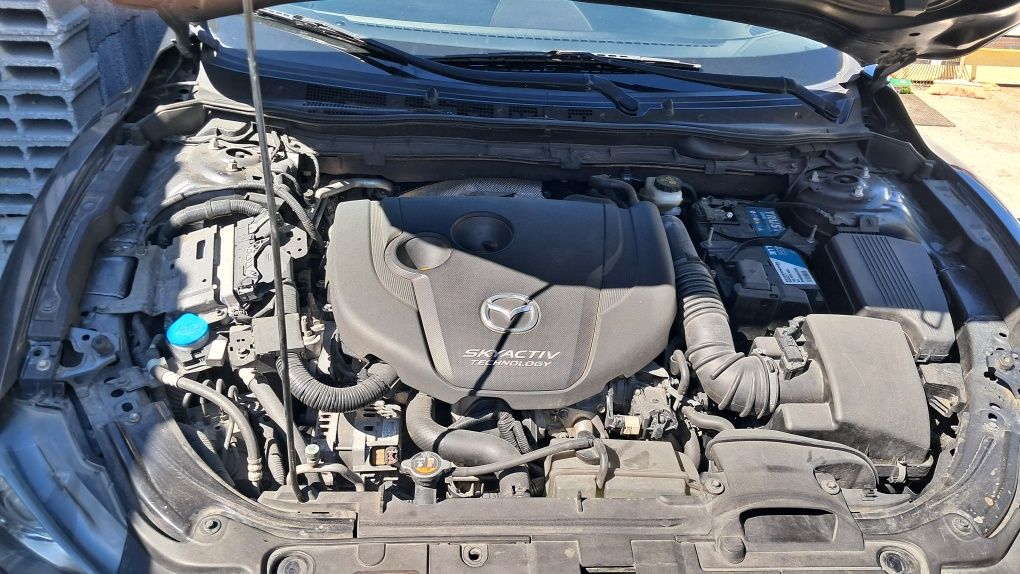 Mazda 6 trata - se