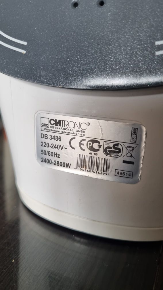 Żelazko Clatronic model DB3486, moc max 2800 W
