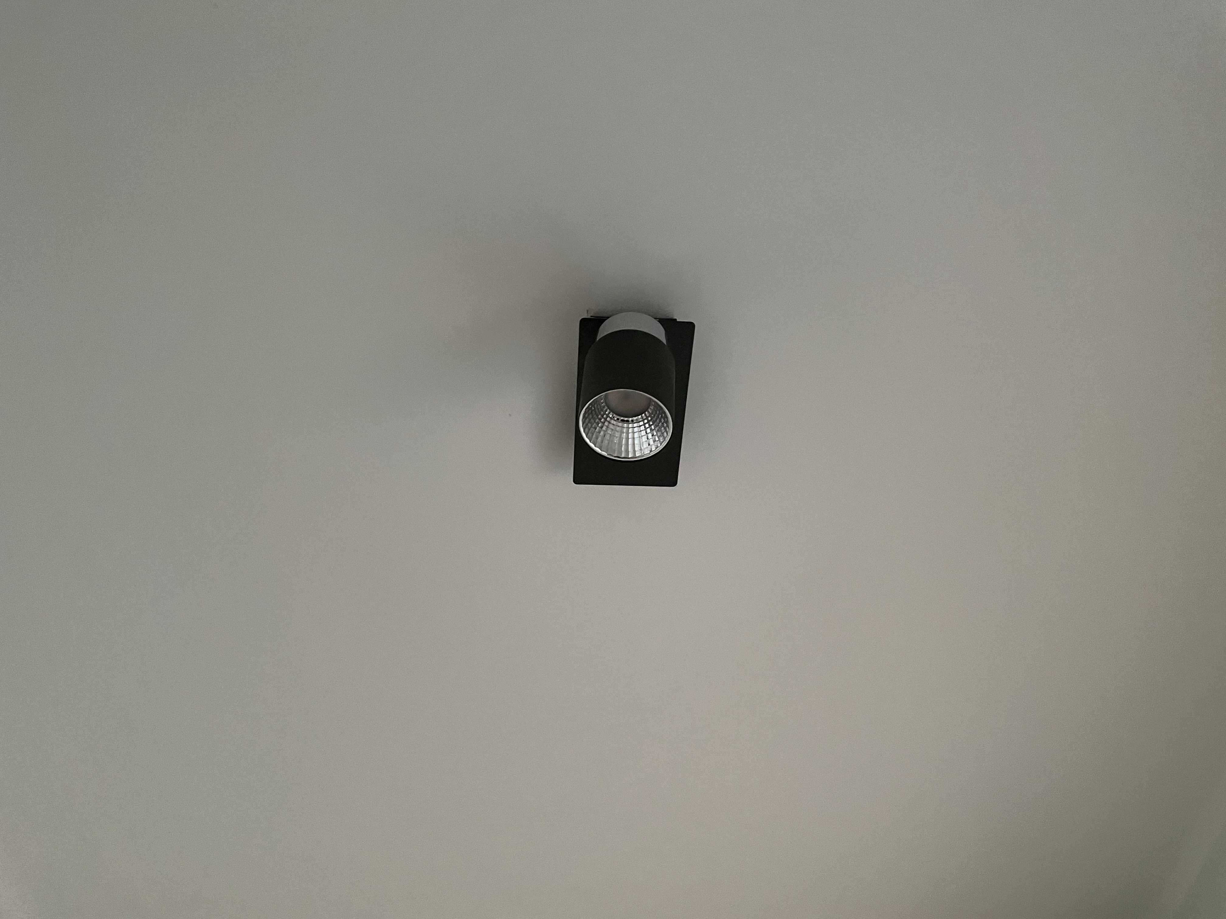 Komplet oświetlenia sufitowego i kinkietowego - 11 kompletów lamp !!!
