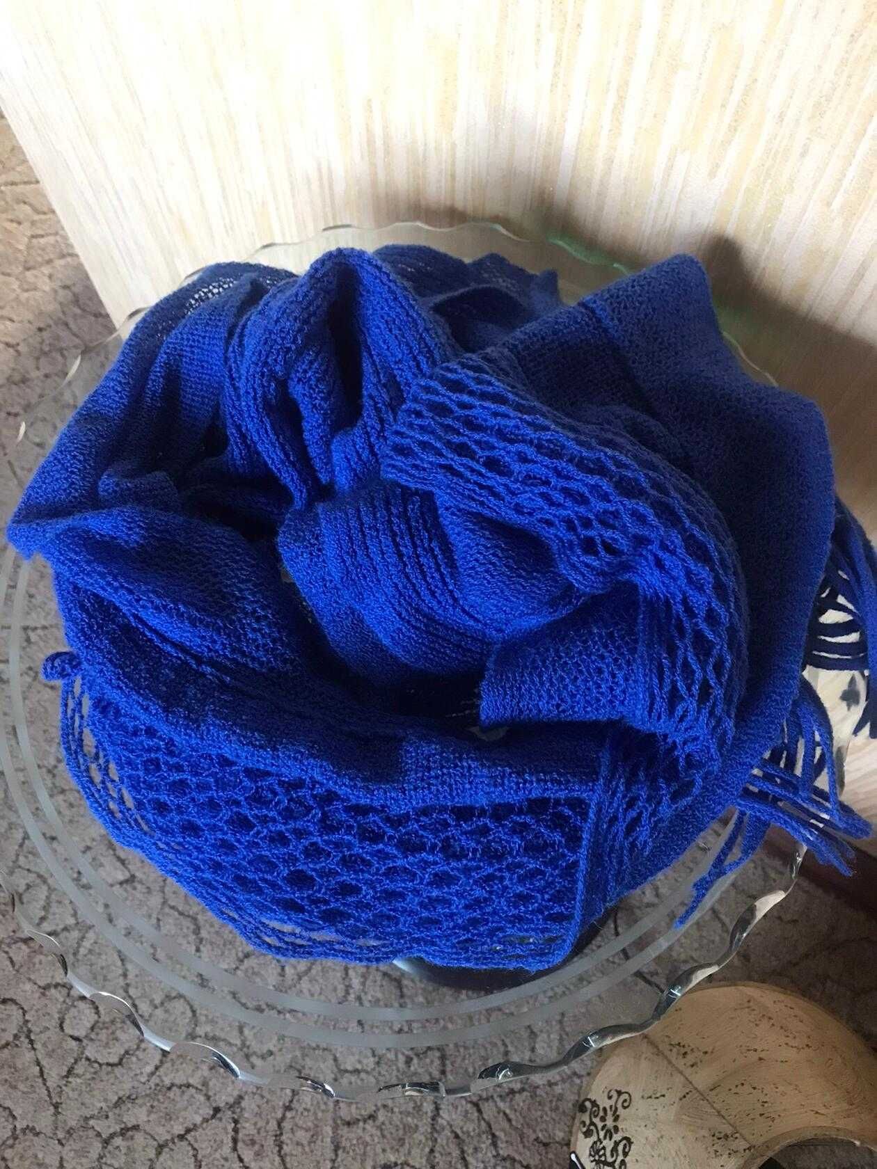 продам синий шарф