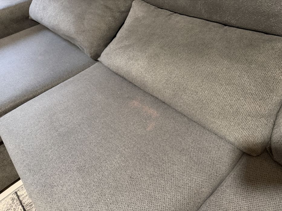 Sofá com chaise longue Conforama