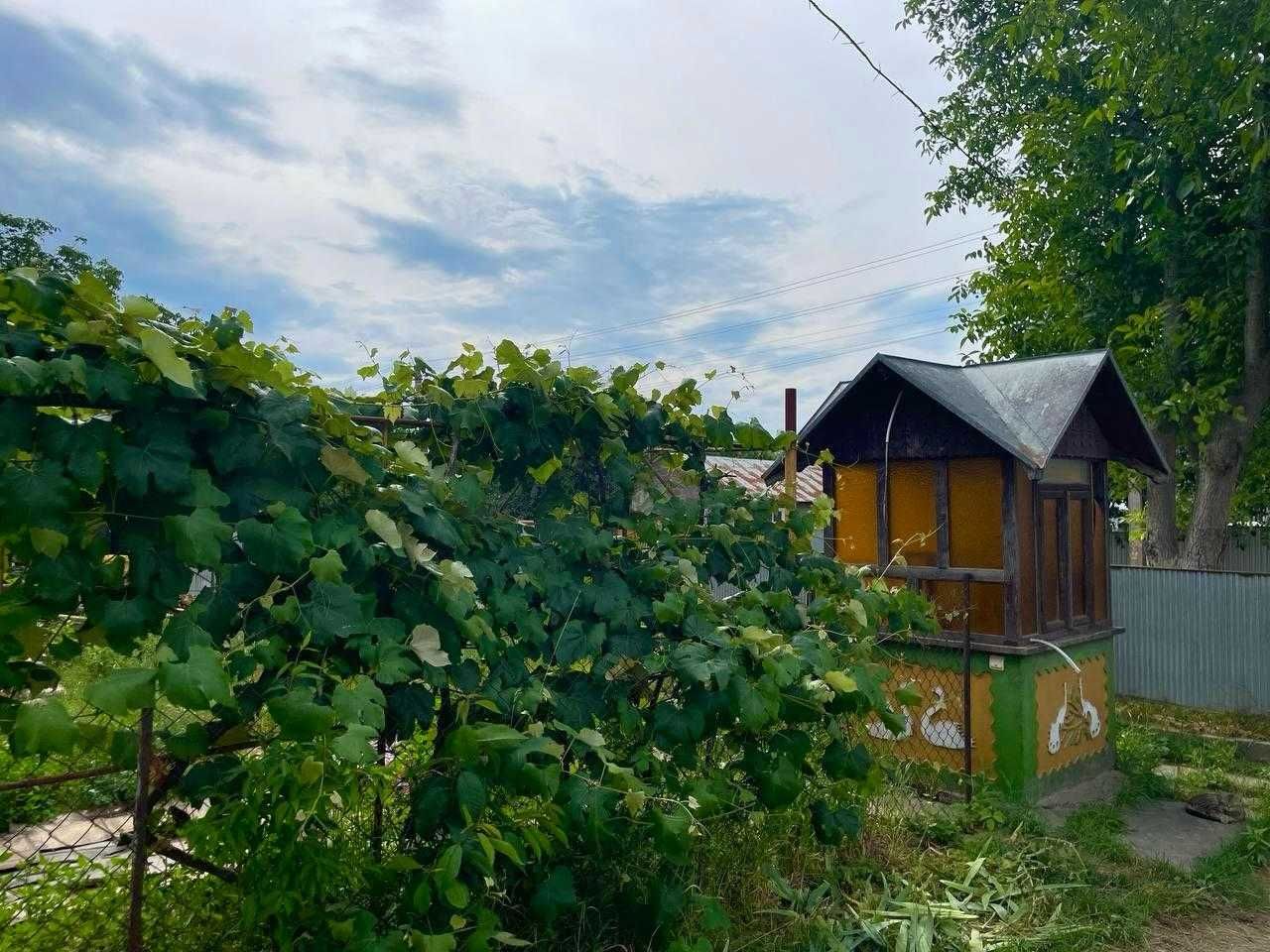 Оренда (3500 грн комунальні включено) кімната Чернівці.