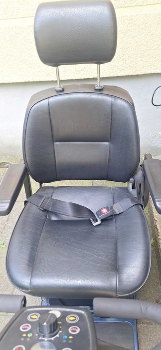 Skuter wózek inwalicki elektryczny