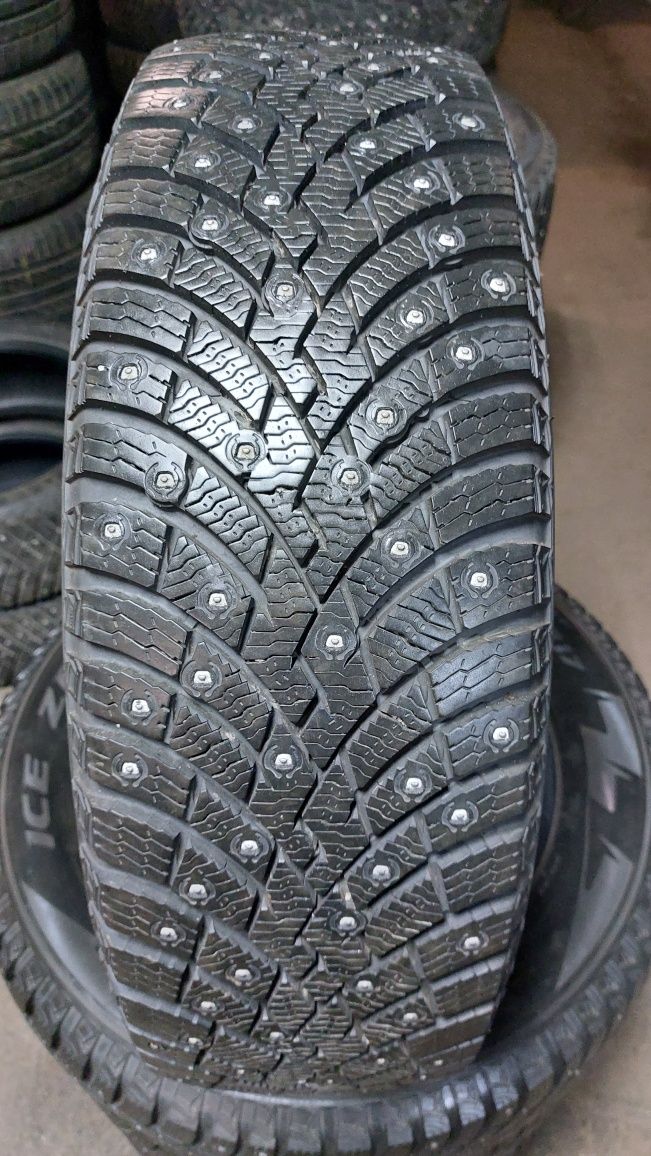 Зимние шины комплект шип Pirelli Ice Zero 2 215/65 R17 215 65 17