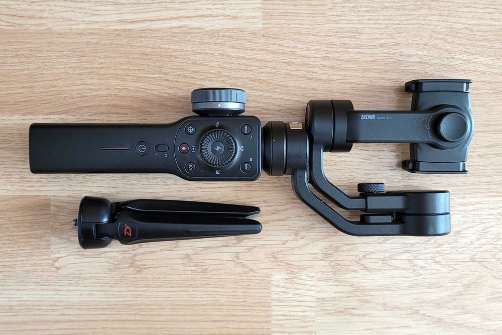 Gimbal do telefonu ZHIYUN Smooth 4