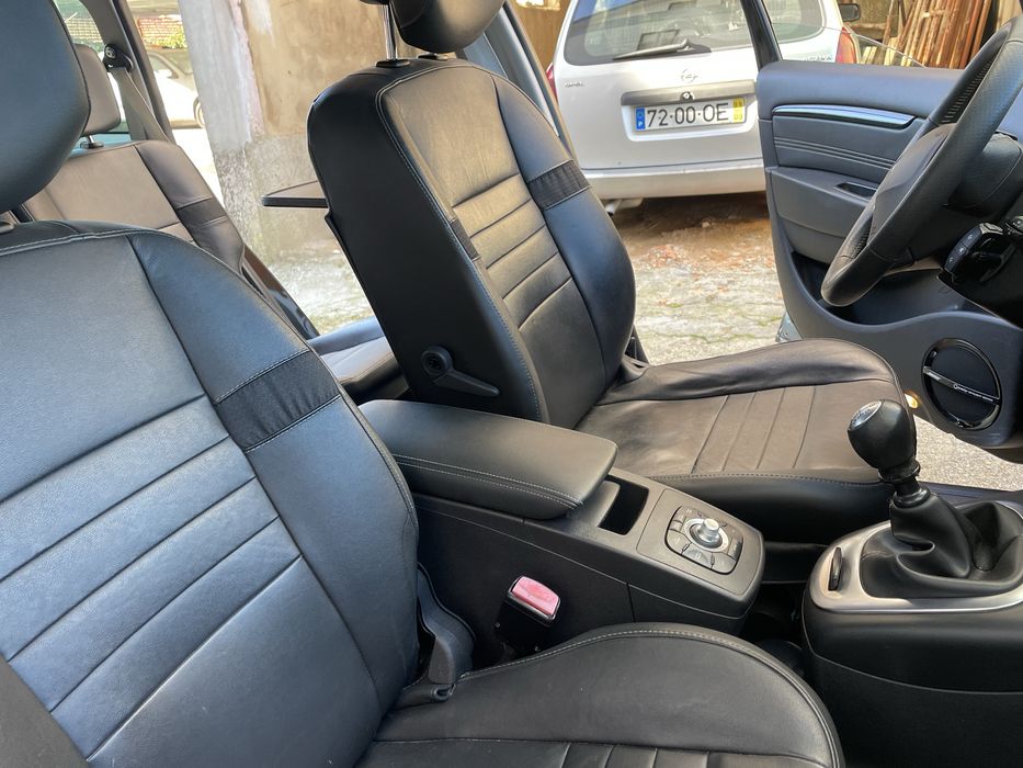 Renault Scenic 1.6 de 7 lugares