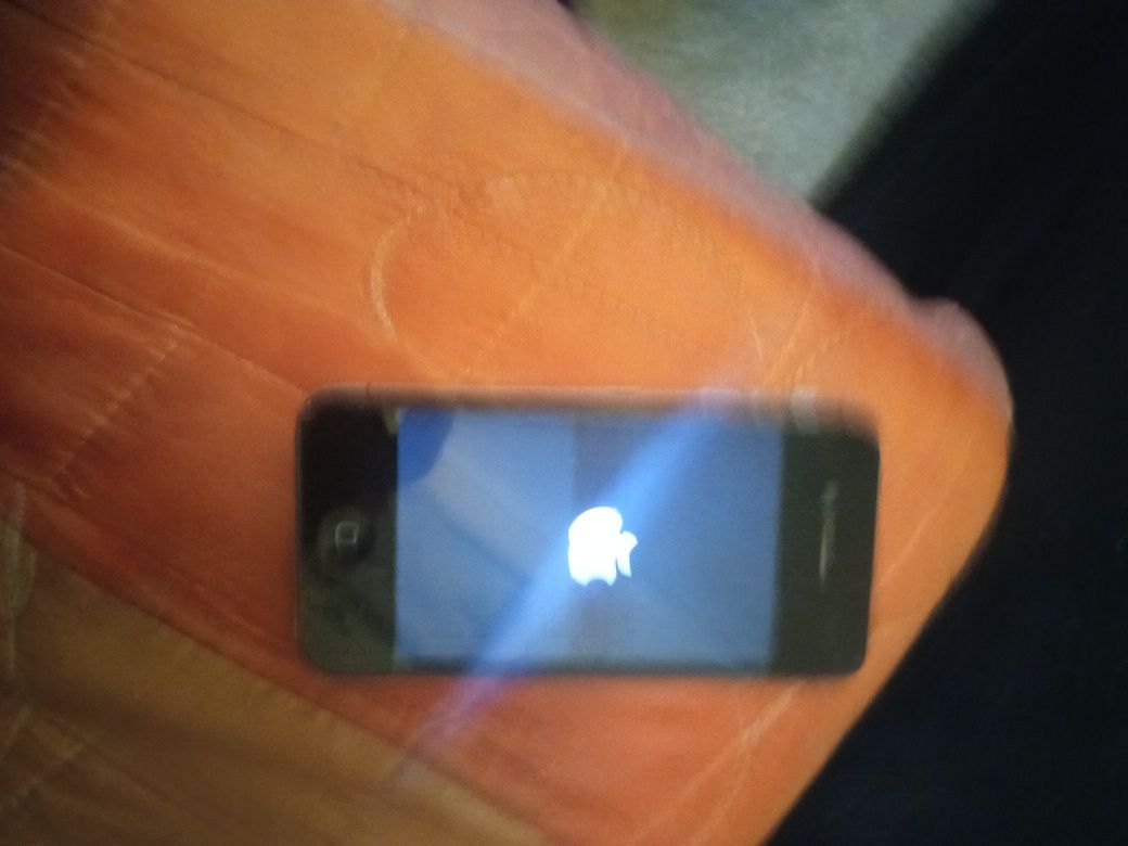 iPhone 4 para peças