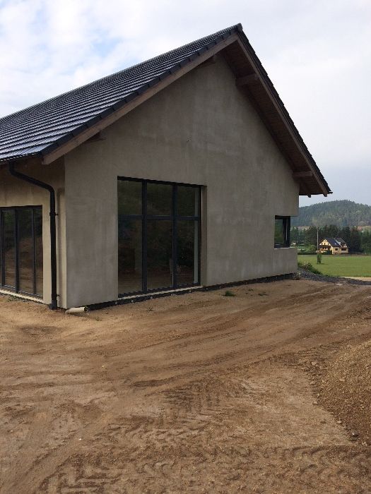 Malowanie elewacji,podbitek, Dachów ,Docieplenia Tynki mozaika deska