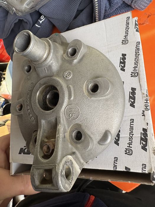 Głowica ktm 98-06 sx 125