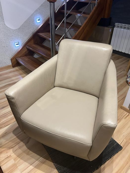 Fotel obrotowy skóra