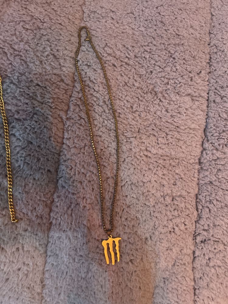 Colar moster dourado