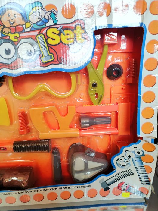 Zestaw narzędzi małego mechanika