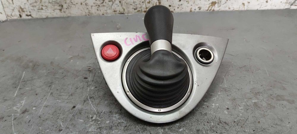 Honda Civic 7 VII 1.4 B Gałka Mieszka Zmiany Biegów Obudowa Mieszek