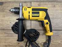 Wiertarka udarowa 650W DWD024 - 2023r.
