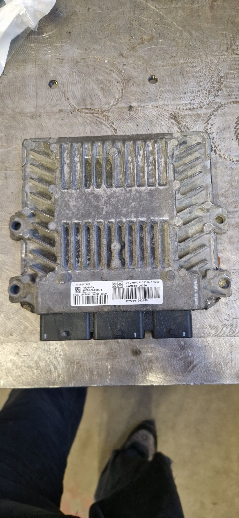 Komputer sid803a 5ws40615ct