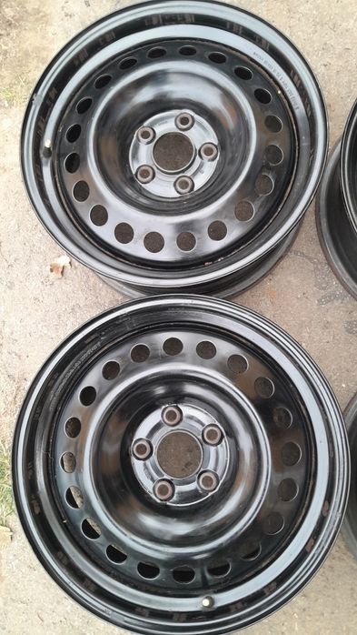 Диски r17 5x114.3 ет35 7j діа66.1 Ніссан-Рено.