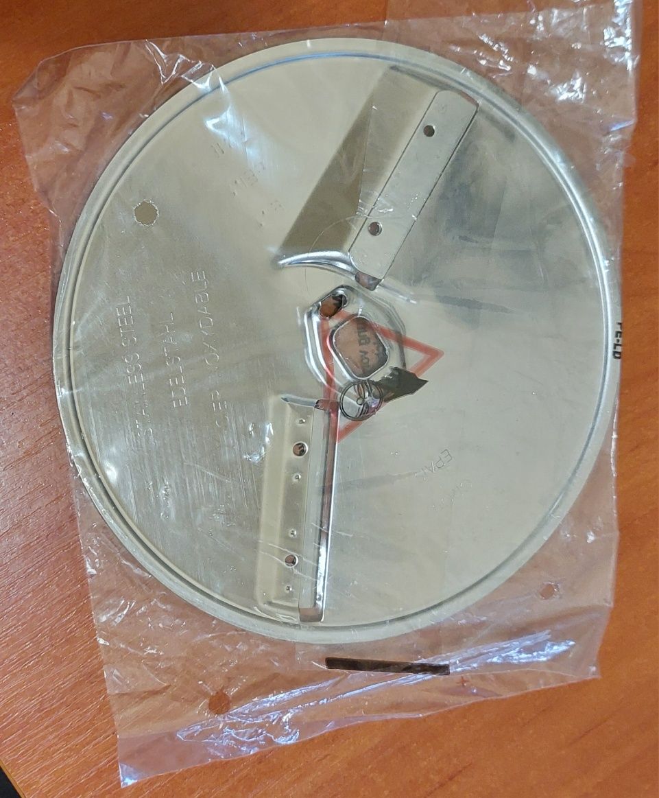 Продам новые без пробега и б/у тёрки/резки для комбайна Bosch.