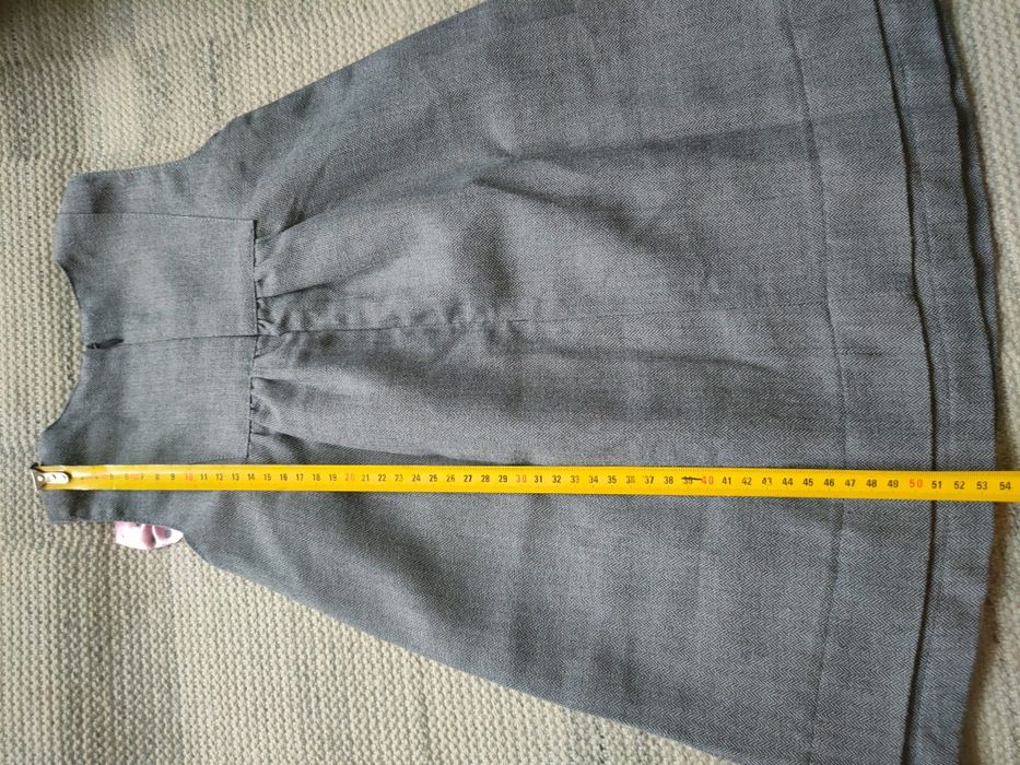 sukienka szaro różowa 98 wizytowa