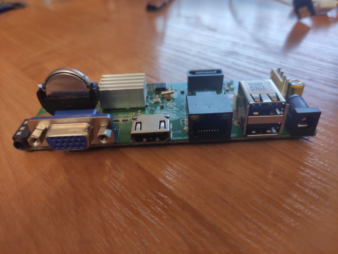NVR Rejestrator kamera IP 4K H-265 code 10-chanel