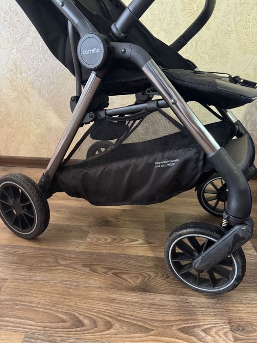 Дитячий прогулянковий візочок