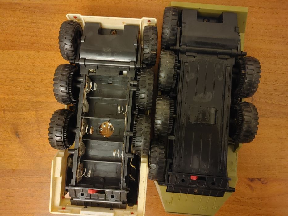 Игрушка вездеход гном 1, бтр ссср