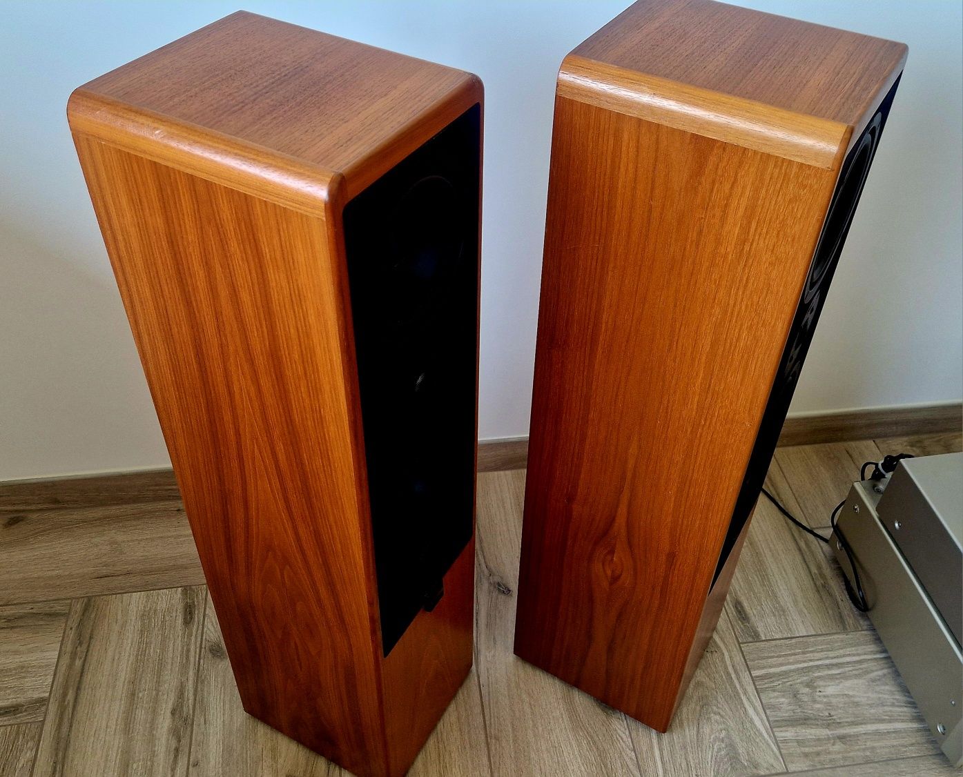 Kolumny Canton Ergo 70DC w bdb stanie