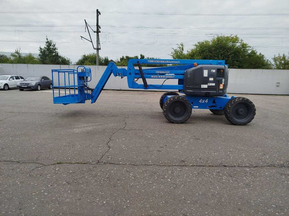 Дизельний колінчастий підйомник Genie Z45 16 метрів. В наявності