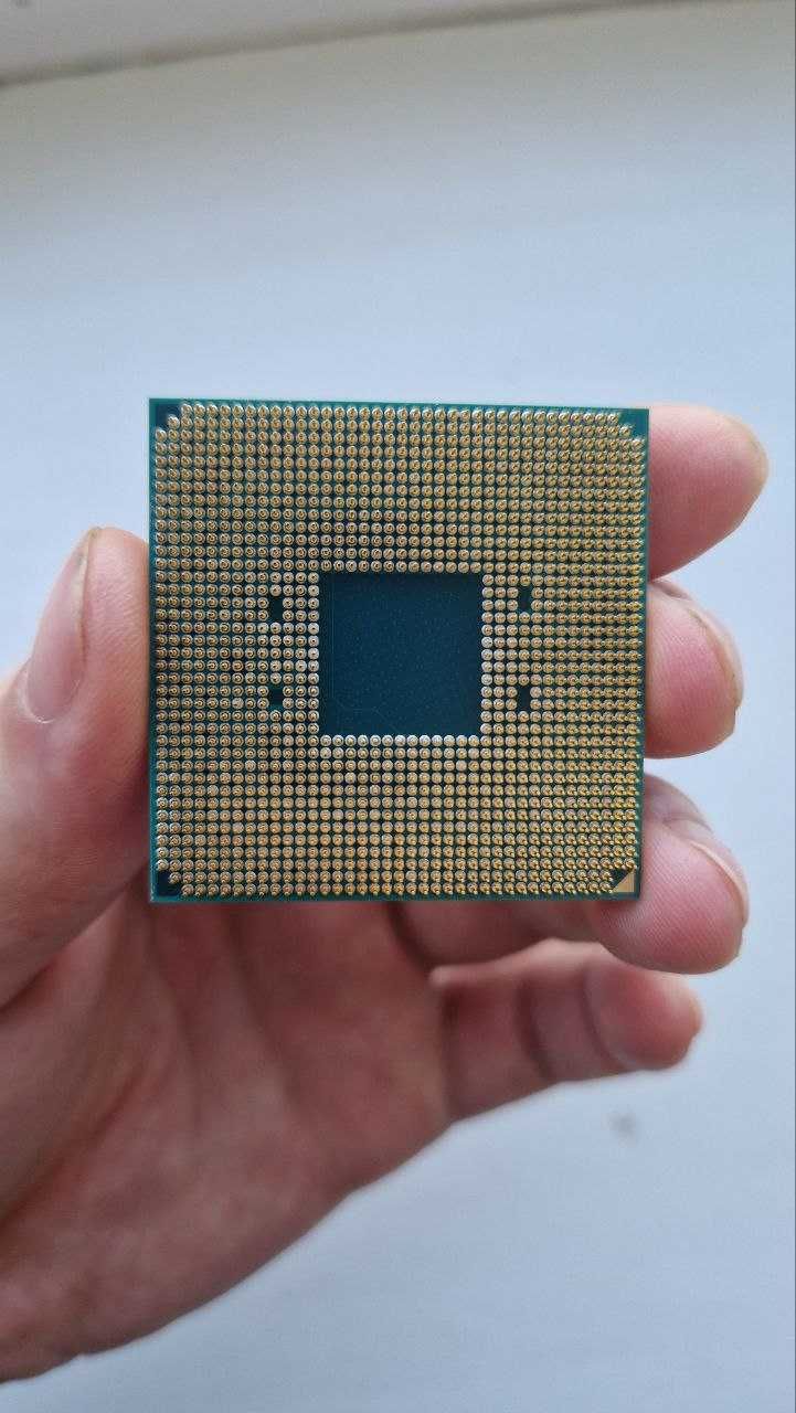 Процессор AMD Ryzen 7 1700X AM4 DDR4 (Разом з кулером)