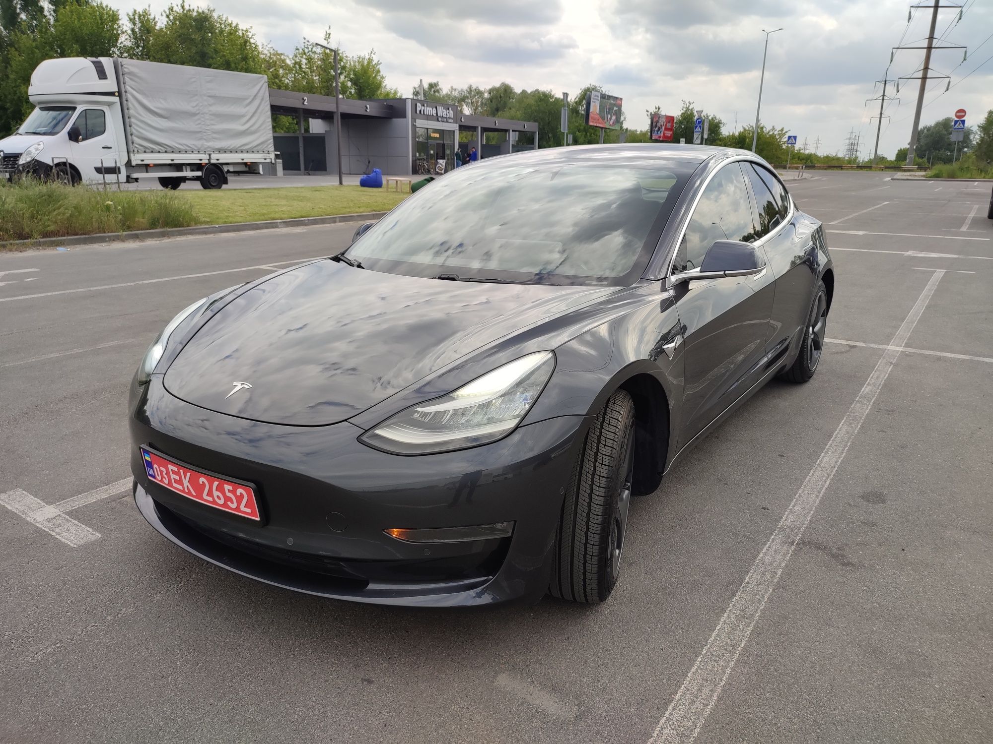 Tesla Model 3 Long Range