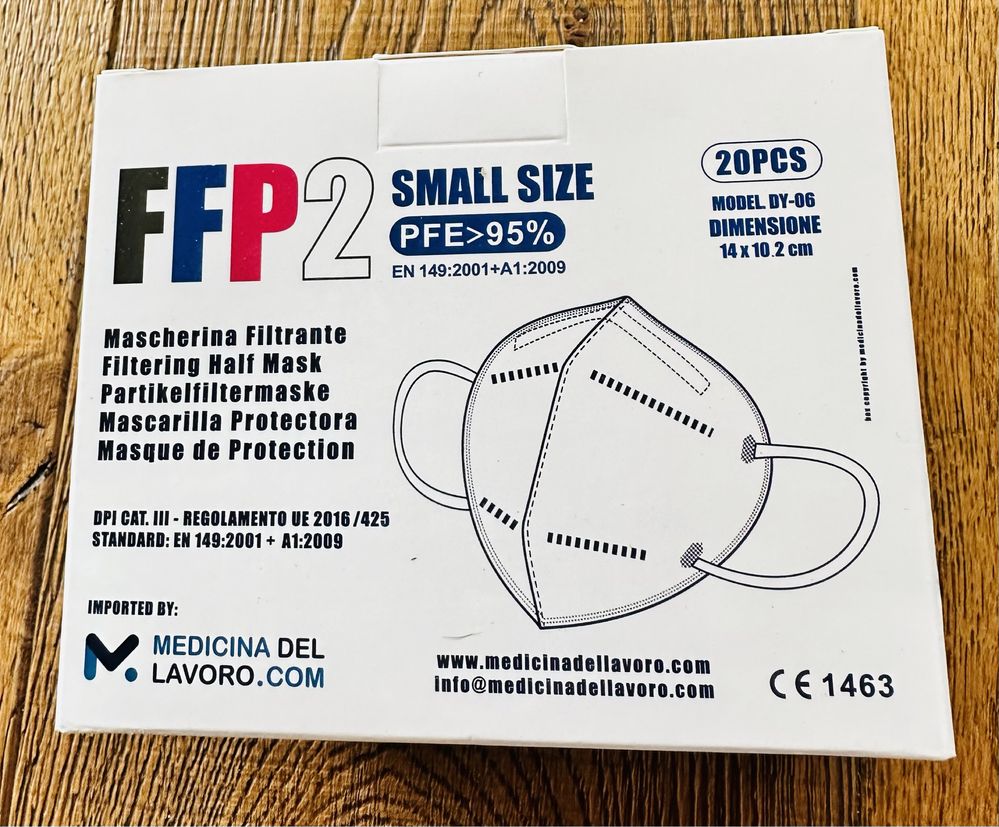 Maski FFP2 small size różowe lub granatowe