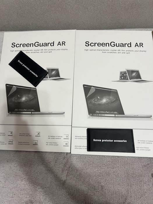 Захисна плівка на ноутбук