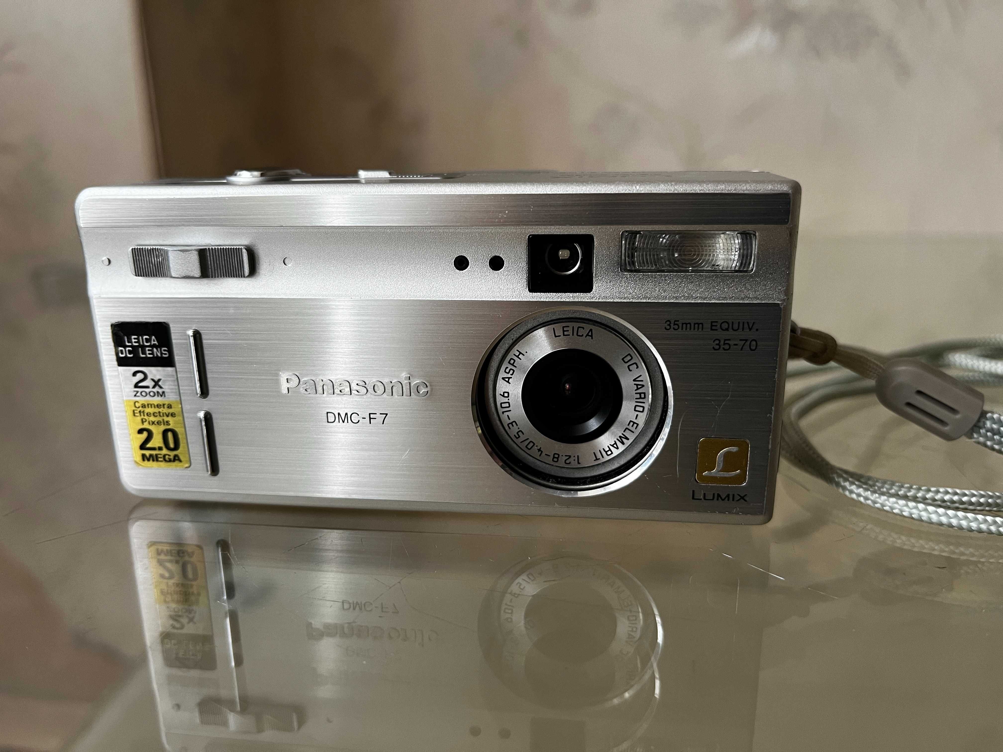 Цифровая камера Panasonic LUMIX DMC-F7 Leica, винтаж, Made in Japan.