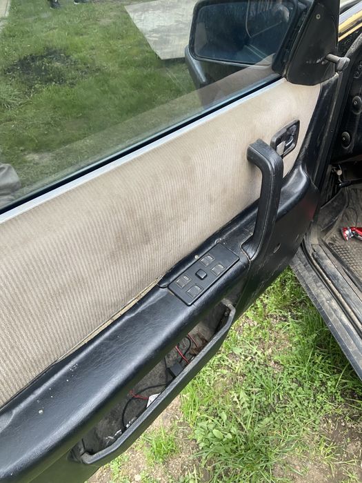 Ауді 100 с3 сигара 1.8 бензин - газ