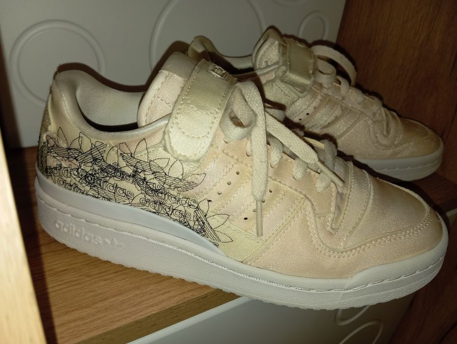 Кросівки жіночі , Adidas Forum 84 Low