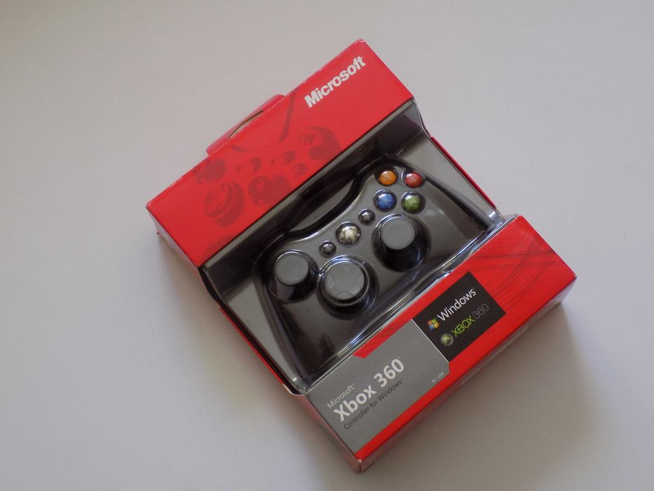 Oryginalny pad  MICROSOFT   Xbox360 / PC  ( super stan )