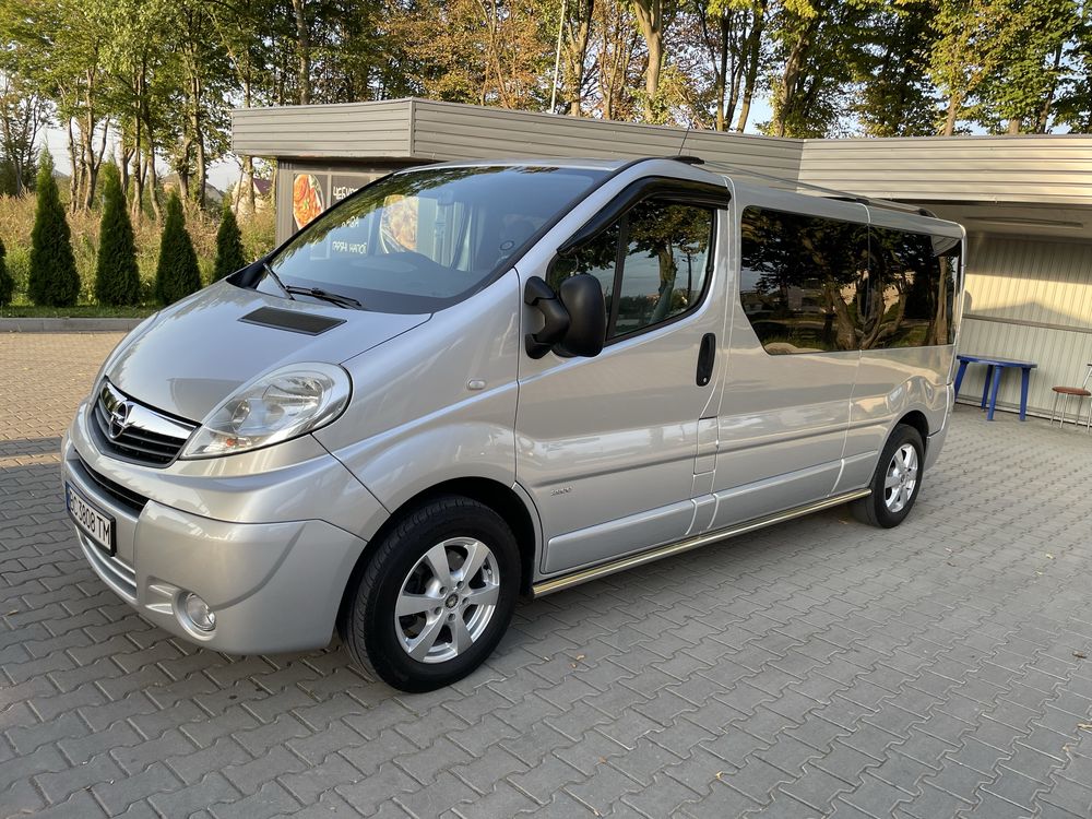 Opel vivaro 2013