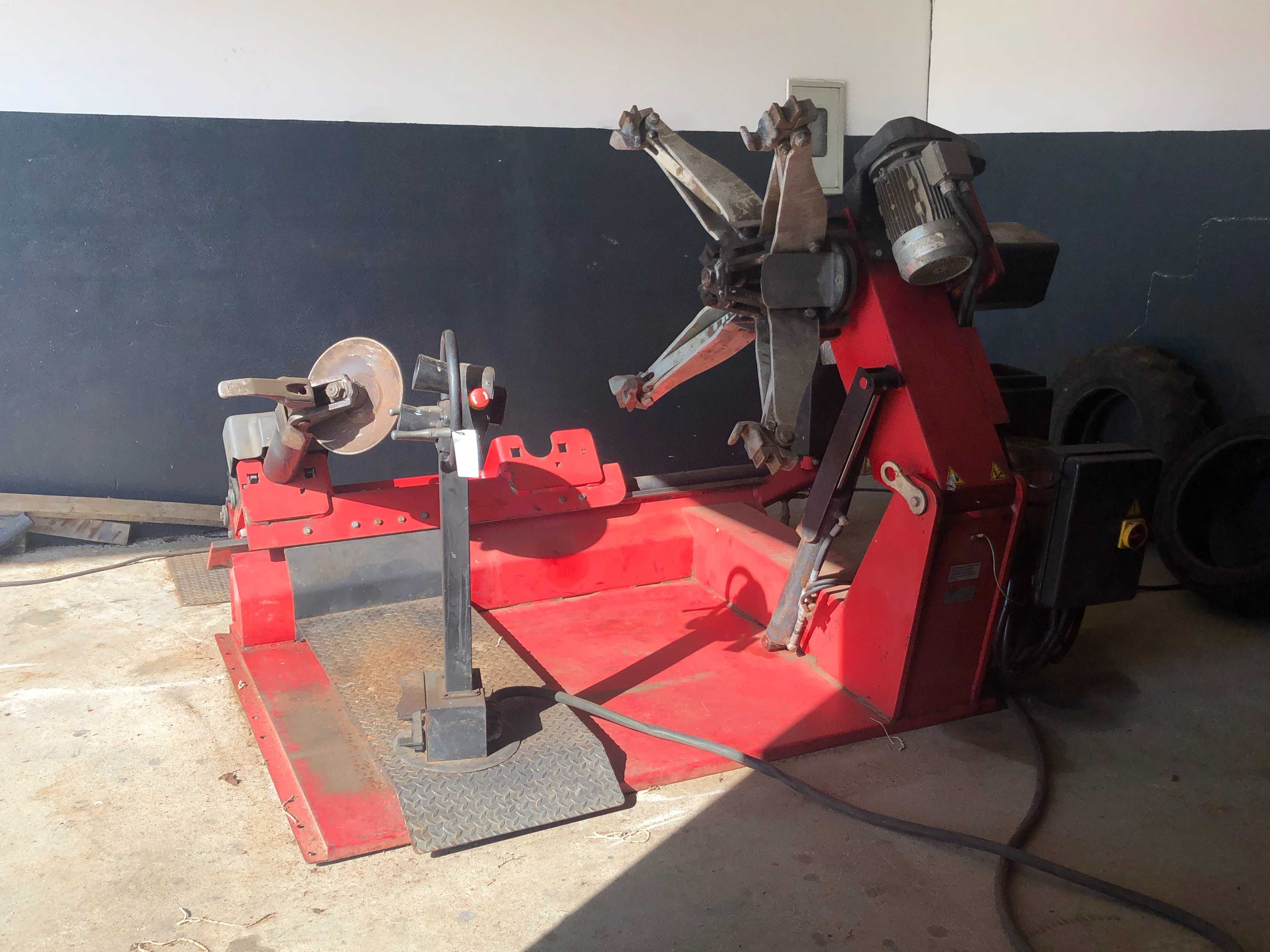 Máquina de desmontar pneus pesados Fasep