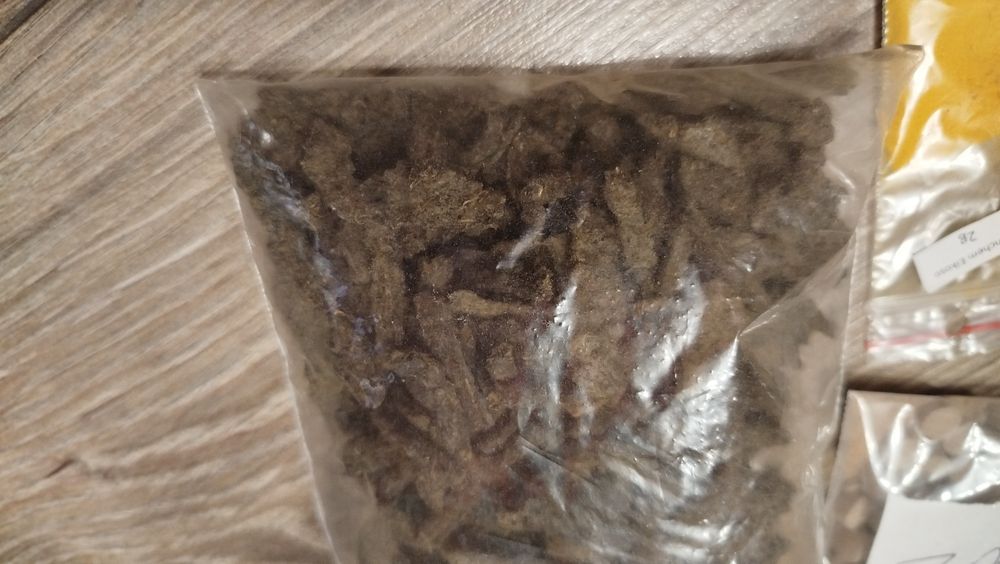 Zestaw pokarmów dla krewetek z rurką i szkiełkiem
