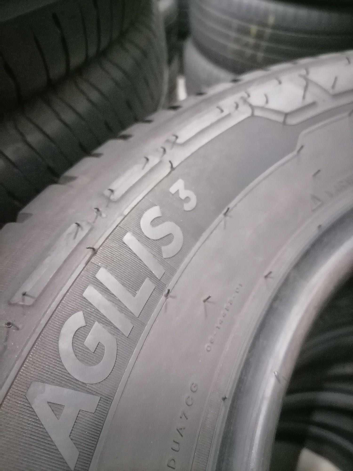 Літні Шини БВ 235/65 R16C MICHELIN Agilis 3 Склад