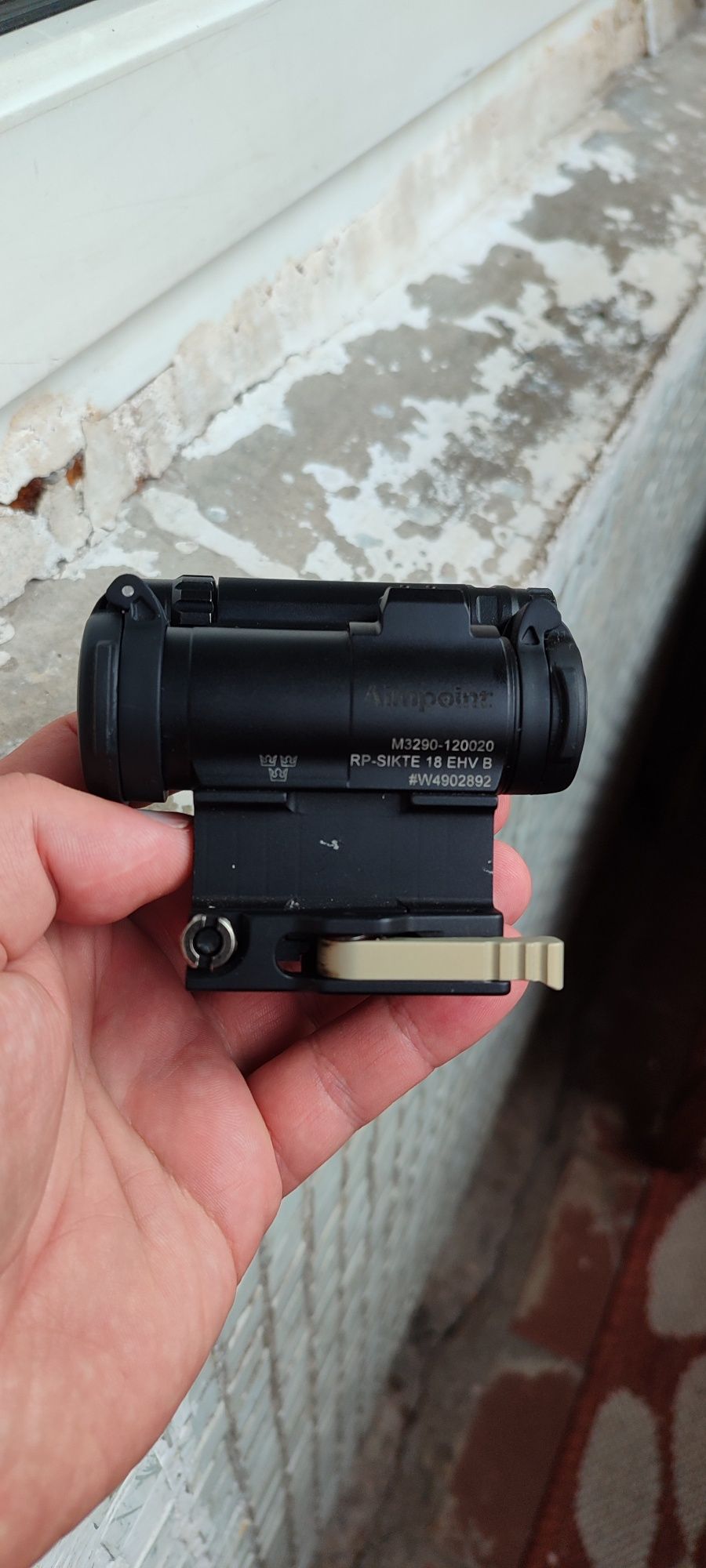 Коліматор Aimpoint Comp M5 з точкою 2 МОА