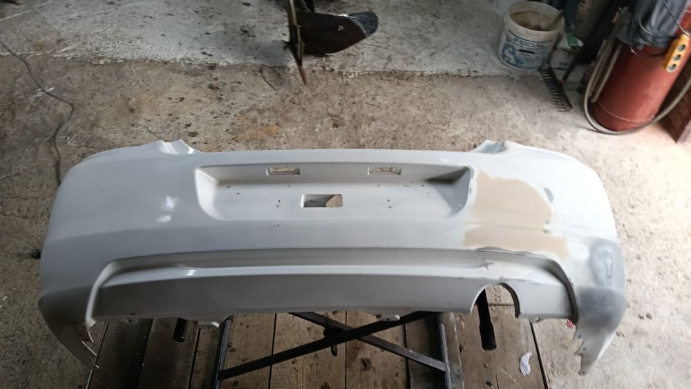 Бампер зад пежо 301