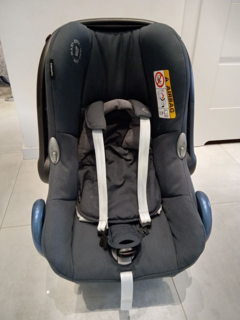 Fotelik maxi Cosi cabriofix + baza family fix