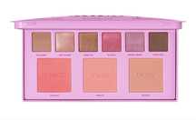 benefit TREAT YOURSELF, GORGEOUS! Paleta cieni i różów