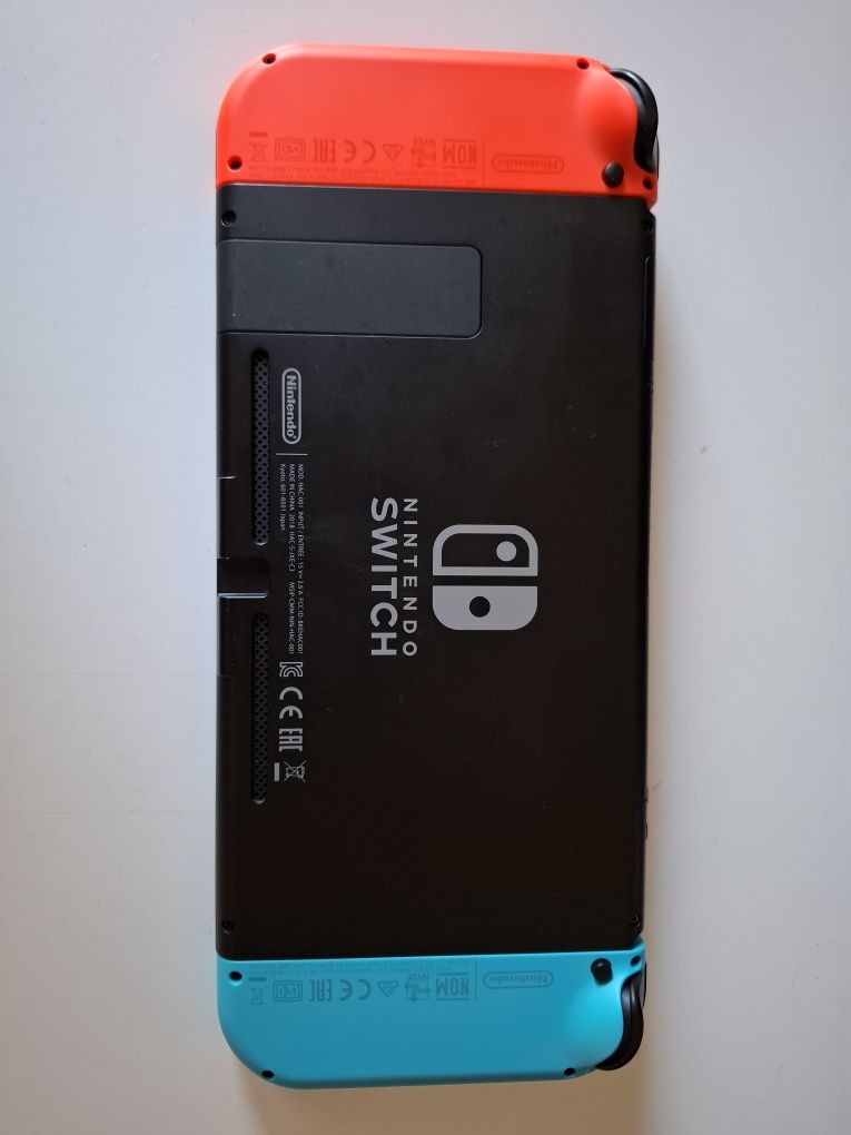 Nintendo switch caly zestaw, bez oryginalnego pudelka