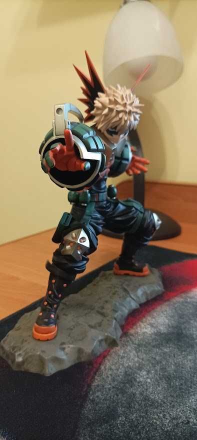 Katsuki Bakugo Kotobukiya figurka w skali 1/8