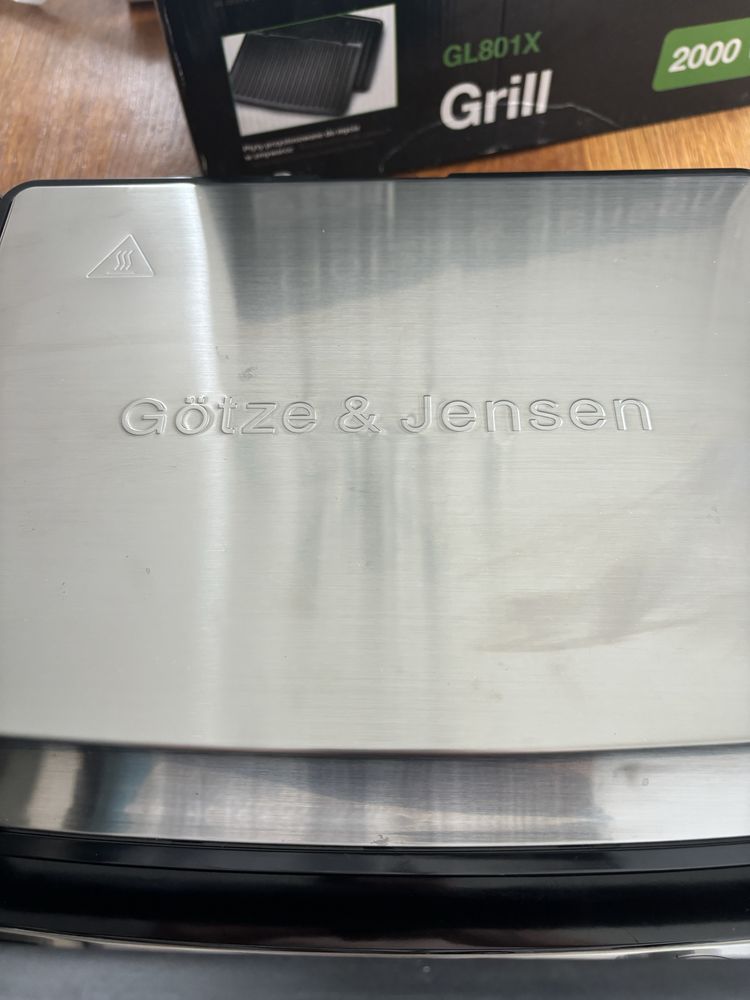 Grill wlektryczny Götze & Jensen GL801X