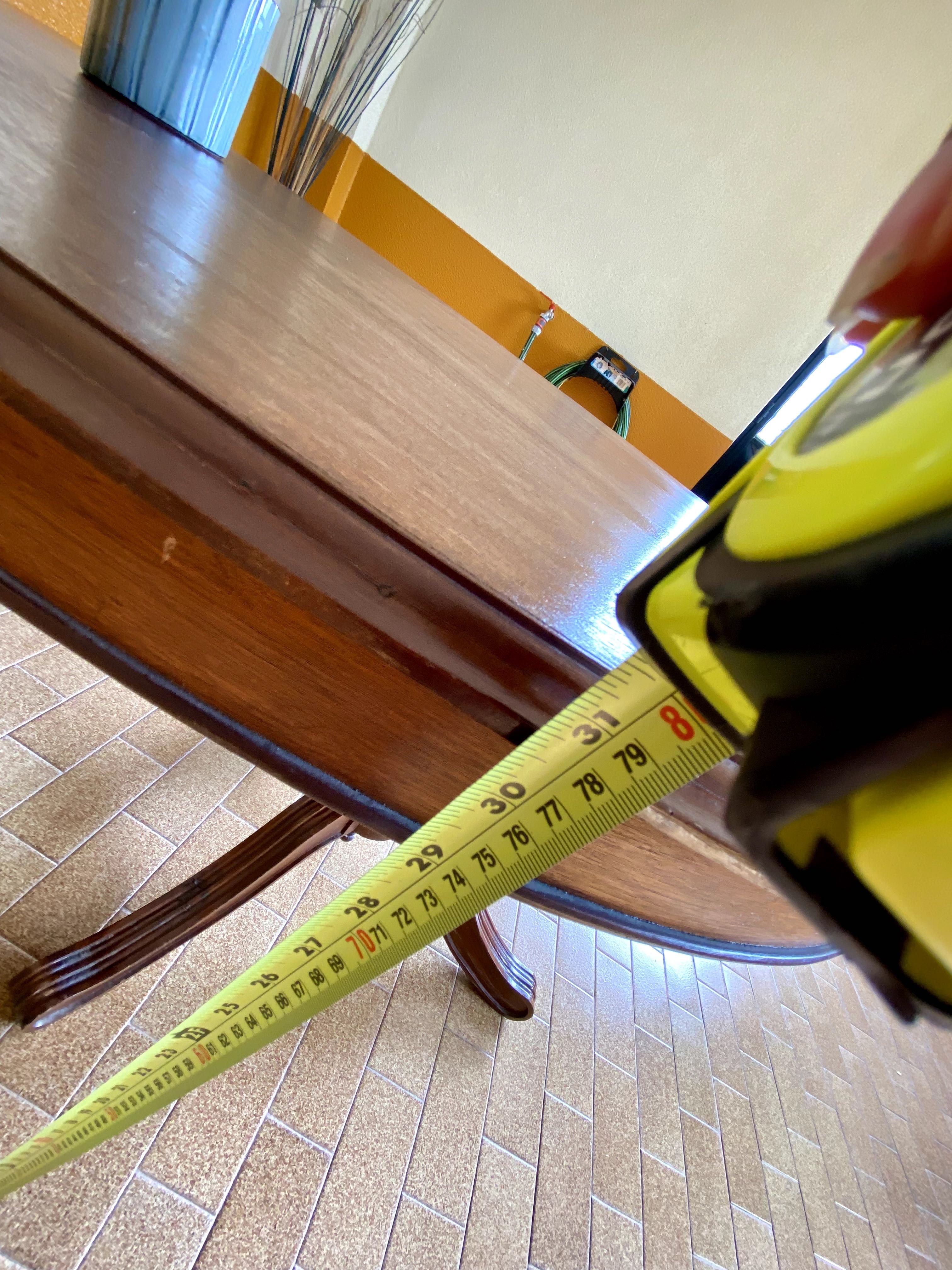 Mesa Robusta e Sólida para os seus Futuros Convívios Memoráveis