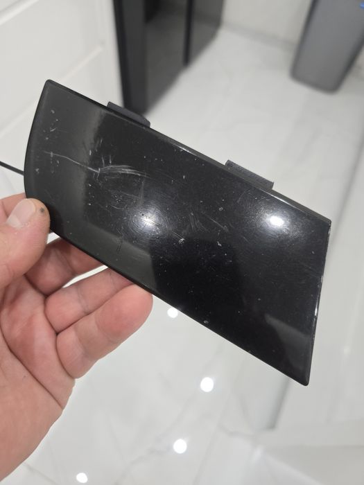 Zaślepka zderzaka przedniego Audi A6 C6