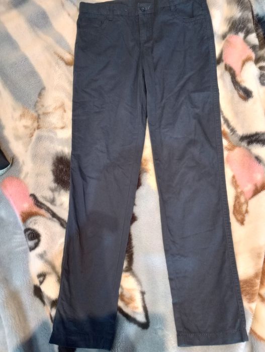 Spodnie materiałowe eleganckie 146