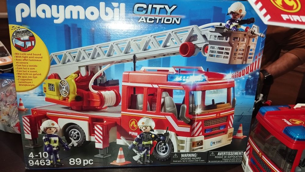 Wóz strażacki Playmobil plus oryginalny karton i instrukcja